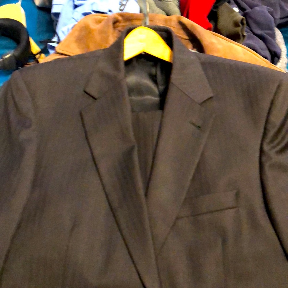 Jos A Bank suit for cheap